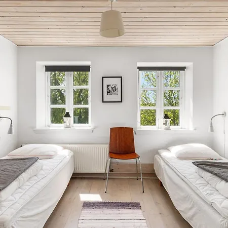 Goti - 850m From The Sea By Interhome * Tranekaer